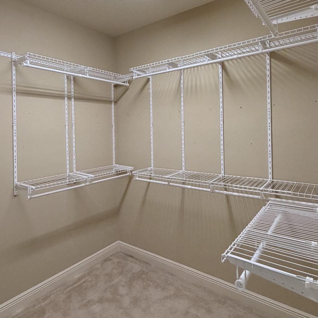 Custom Closet - Disorganization - Wasted Space